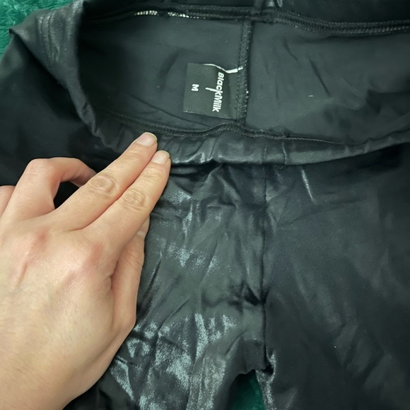 Blackmilk Spartan leggings - Picture 2 of 3